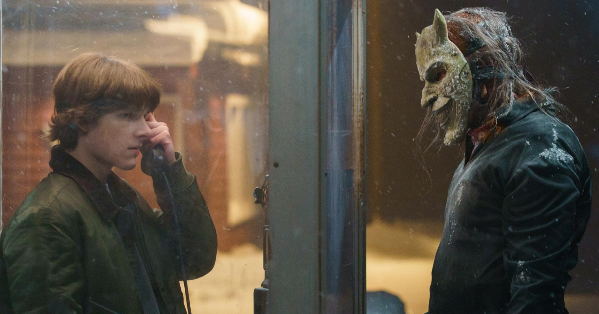 Czarny Telefon 2 Kadr 2